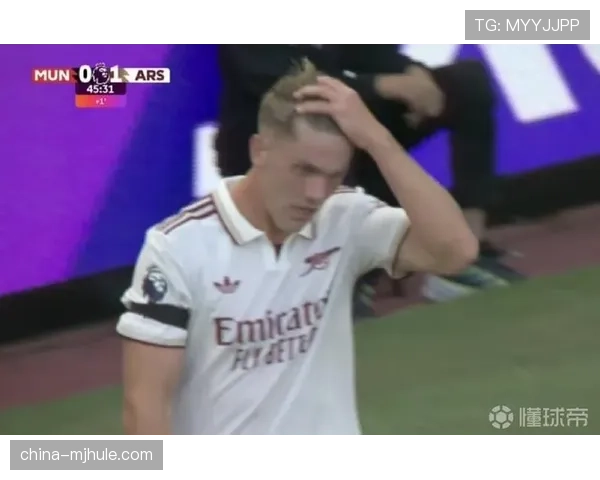 阿森纳新援哲凯赖什梅开二度 终结球队锋线混乱局面